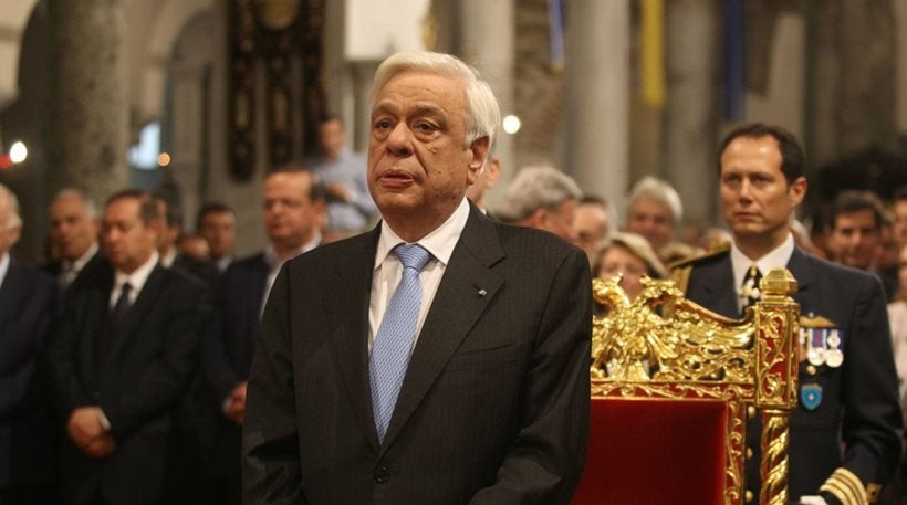 Ο Παυλόπουλος στον Μακρόν: Οι εταίροι να πράξουν αυτό που τους αναλογεί σχετικά με το ελληνικό χρέος – Βίντεο